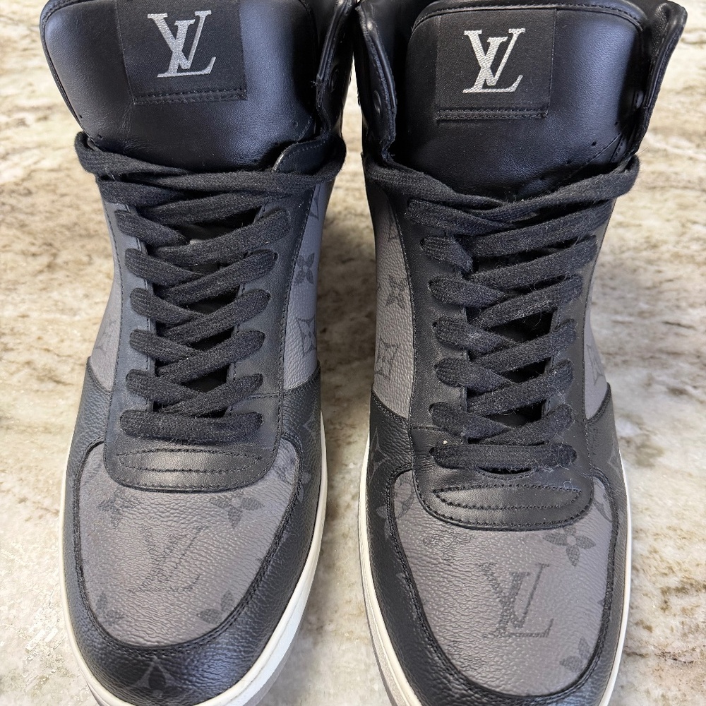Men's Louis Vuitton Rivoli high top shoes sz 9.5